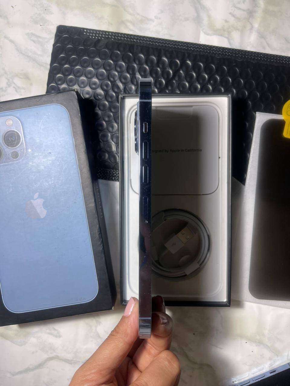 iPhone 13 Pro Max 1TB Azul Cierra